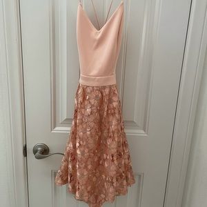 Above knee Peach colored dress by Windsor